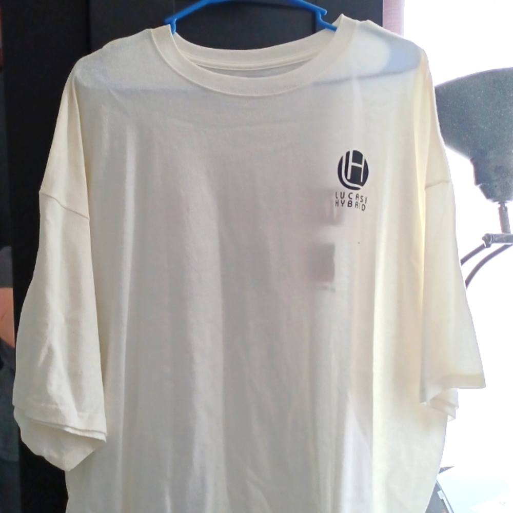 Vintage "Lucasi Hybrid" branded T-shirt